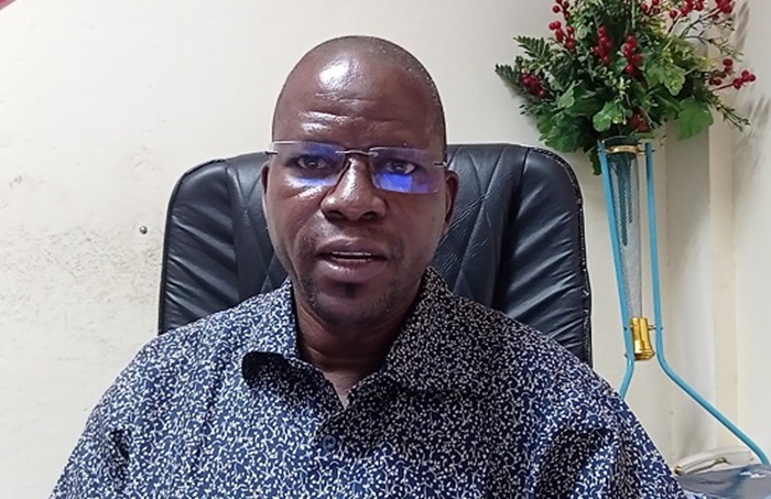 Burkina : Les syndicats des enseignants apportent leur soutien à Moussa Diallo et exigent l’annulation immédiate de son licenciement 