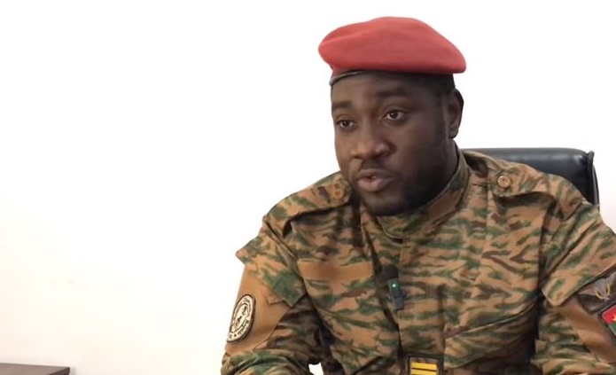 Burkina/Tentative de déstabilisation de la transition : « Il y a des complicités avec des chancelleries étrangères », déclare le capitaine Sorgho