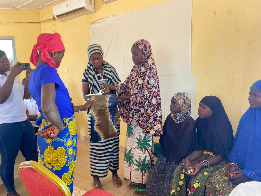 Burkina/ Centre Nord : Des femmes du département de Boussouma formées à l’utilisation des serviettes hygiéniques
