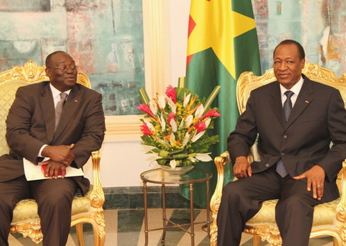 Le Gouverneur de la BCEAO annonce la commémoration du cinquantenaire de l’institution au Président du Faso