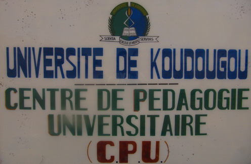 Université de Koudougou : La version de l’enseignant violenté par les étudiants