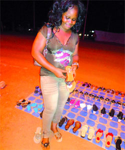 Vente de chaussures à Ouagadougou : Au coeur d’un commerce de nuit