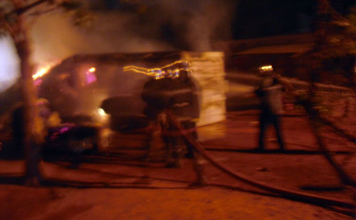 Quartier Ouezzin-ville : Un camion contenant des balles de coton prend feu 