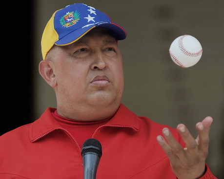 L’hyperprésidence rouge de Hugo Chavez fait paraître bien pâles les « tyrannies » pétrolières d’Afrique centrale.