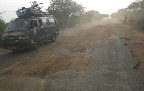 Dégradation de l’axe routier  Tenkodogo –Cinkansé : A qui la faute ?