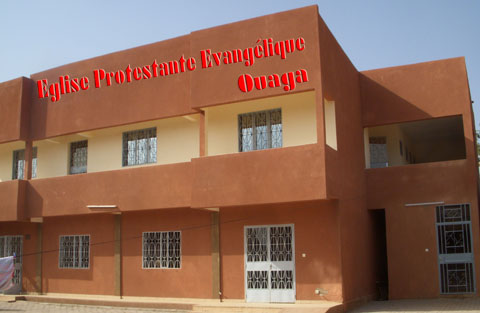 Eglise protestante évangélique de Ouagadougou : 10 ans de ministère urbain et un foyer pour étudiants