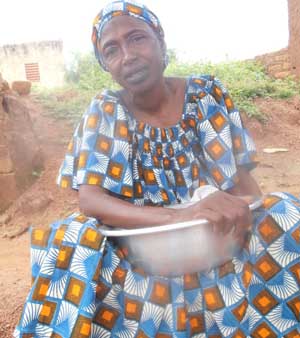 Non-loti de Koua : « 40 ans après, nous continuons d’avoir peur de la pluie » dixit Awa Sidibé