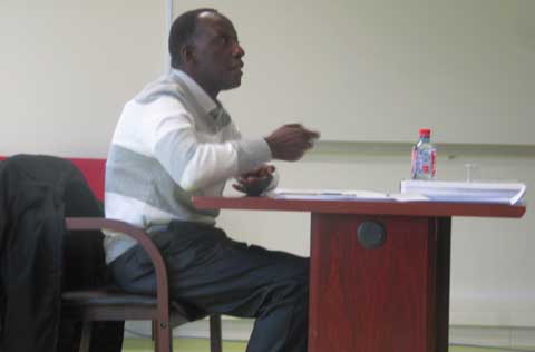 Soutenance de thèse à l’Université de Rouen :  Adama Kéré révèle les motivations  à la formation chez les infirmiers Burkinabè