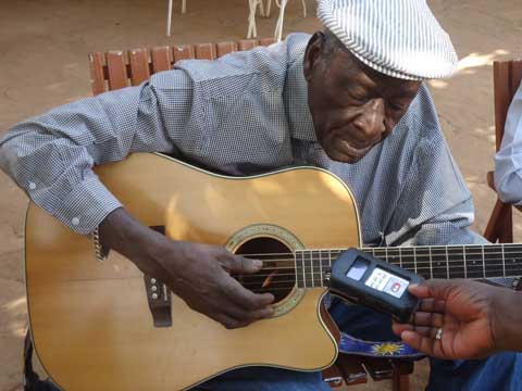 Boubacar Traoré dit « kar kar » en concert à l’Institut français de Bobo : Les amateurs de Blues sont attendus