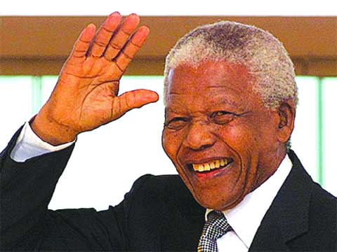Evénements marquants de 2013 : La mort de Mandela et la montée du raciste anti-noir en Europe 