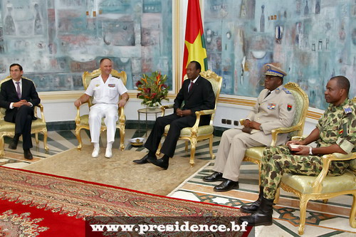 Ouagadougou et Paris vers un développement de la coopération militaire