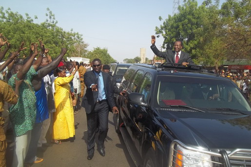 Kourittenga : Blaise Compaoré prend un bain de foule à Koupéla