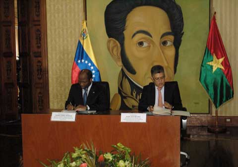 Djibrill Bassolé à Caracas : une nouvelle ère s’ouvre entre le Burkina Faso et le Venezuela