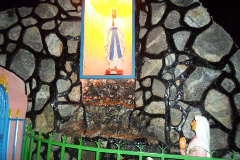 Une grotte de la Vierge Marie pour  la paroisse Saint Augustin de Bissighin : un rêve devenu réalité