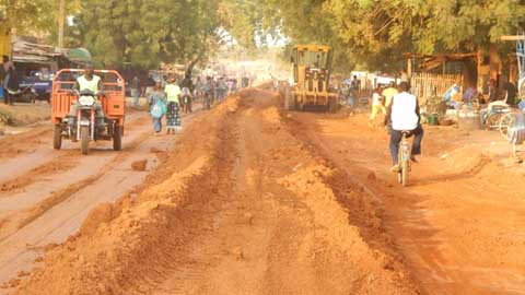 11 Décembre à Dédougou : les chantiers vont bon train, les populations apprécient et exhortent…