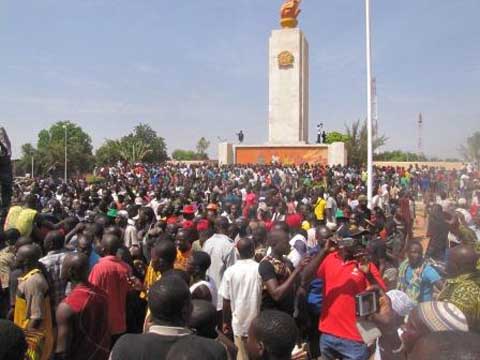 Journée du 30 octobre 2014 à Ouagadougou : En mots et en sentiments de manifestants devant l’Assemblée nationale