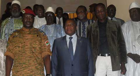 Les opérateurs économiques au QG des militaires : Le Lieutenant-Colonel Yacouba Isaac Zida sensible aux préoccupations des visiteurs