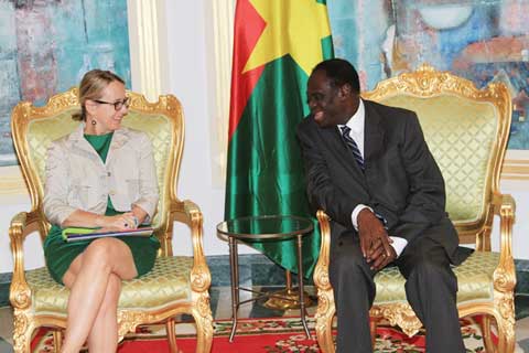 Transition politique : Michel KAFANDO prend contact avec la Conseillère Afrique du Président français 