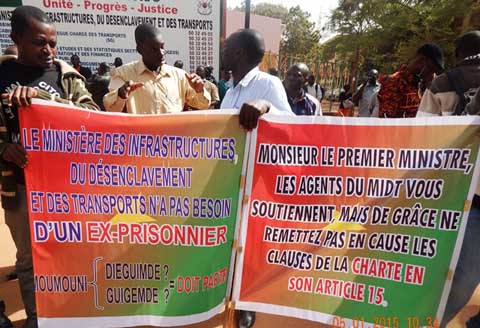 Sit-in au MIDT : les agents continuent de resserrer l’étau autour de Moumouni Dieguemdé
