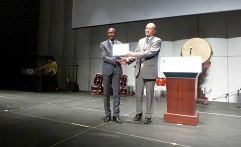 Diaspora : Un Burkinabè lauréat du prestigieux prix du Groupe Français d’Etude des Carbones 