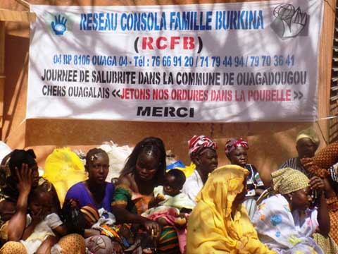 Réseau consola famille Burkina : Un lancement des activités sur fond de remise de vivres