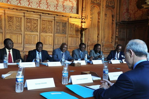 Réorganisation de la Chambre de commerce et d’industrie du Burkina : Hippolyte Dah s’inspire de l’expérience française 
