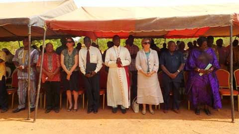 Lutte contre les maladies infectieuses et à virus Ebola : l’Eglise catholique lance un important projet d’exécution