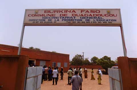 Garderies populaires publiques de Ouagadougou : Des parents d’enfants ont manifesté ce lundi matin