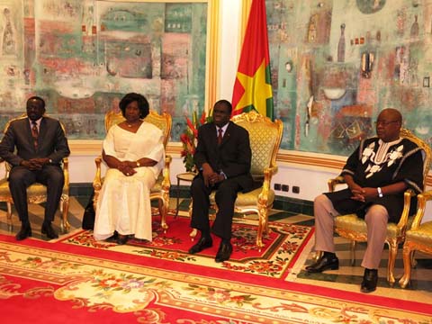 Kosyam : Le président du Faso reçoit Mariam Sankara