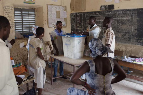 Inscription, vote et abstention : Regard sur un aspect du comportement électoral des burkinabè