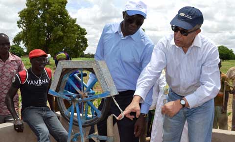 Partenariat USAID WA-WASH / LONAB : Des ouvrages d’eau et d’assainissement pour les populations de Komki-Ipala