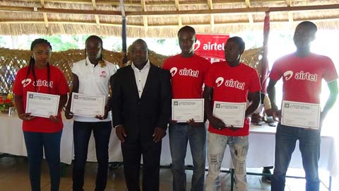 Formation en informatique : 60 jeunes de Bobo formés par Airtel Burkina reçoivent leurs attestations