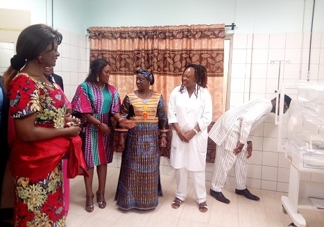 Santé : La Première dame de la Guinée Bissau, Maria Rosa Teixeira, visite l’hôpital du district de Bogodogo