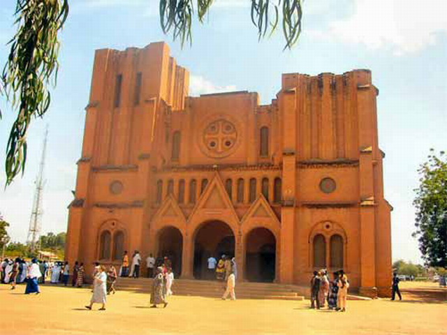 Archidiocèse de Ouagadougou : Des groupes de spiritualité sanctionnés