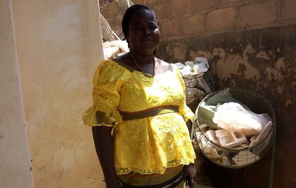 Dédougou :  Kalizèta Ganamé, la « chasseuse » d’ordures 