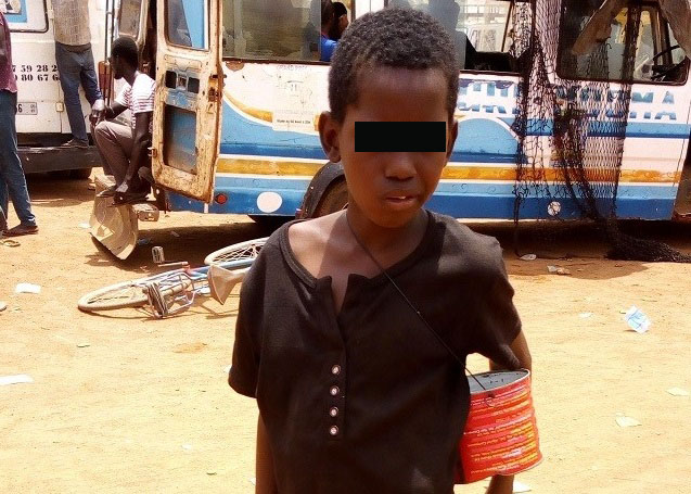 Saidou, 12 ans : « La rue m’a fait oublier mon nom de famille »  