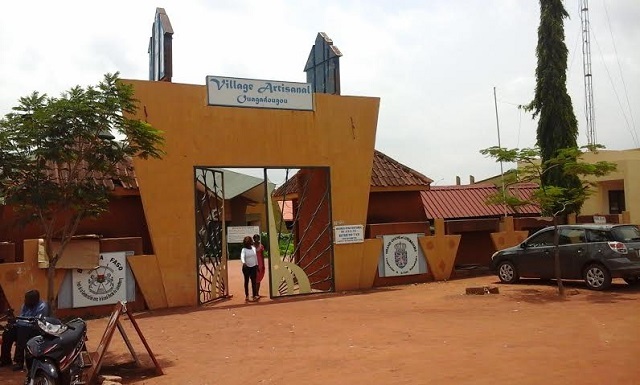 Village artisanal de Ouagadougou : Le personnel administratif en sit-in de 72 h pour compter de mercredi