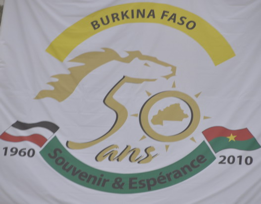 Logo du cinquantenaire du Burkina