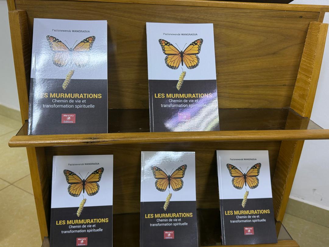 Burkina/Littérature : Pazisnewendé Wangraoua dédicace « Les Murmurations » Burkina/Littérature : Pazisnewendé Wangraoua dédicace « Les Murmurations »